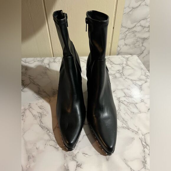 Charles By Charles David Varick Bootie Size 11 - Picture 4 of 9